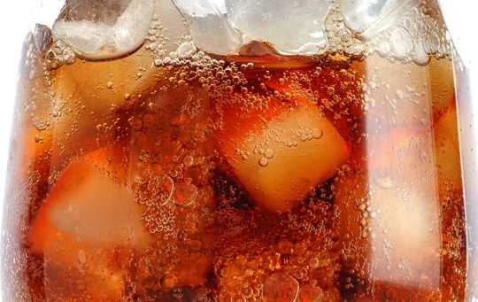 The benefits and drawbacks of adding thickeners to carbonated drinks