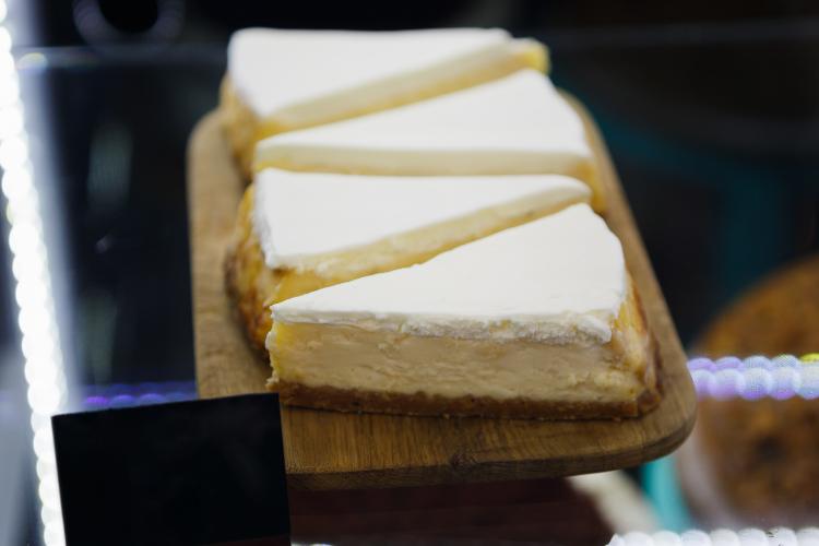 What Happens If You Don't Let Cheesecake Cool Before Refrigerating?